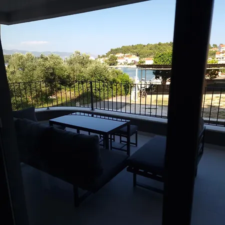 Marebella 公寓 鲁巴达